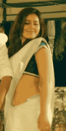 Raashi Khanna Bwolfie GIF - Raashi Khanna Bwolfie Sexty Navel GIFs