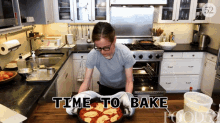 Time To Bake Food52 GIF - Time To Bake Food52 Strawberry Cornbread Skillet Cobbler GIFs