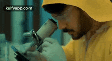 Researching On Something.Gif GIF - Researching On Something Peanut Diamond Research GIFs