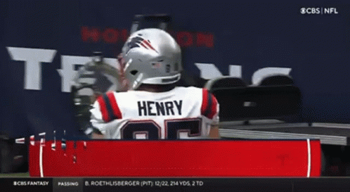 Hunter Henry GIFs | Tenor