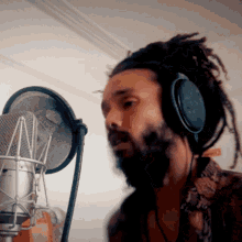 Natty One Love GIF - Natty One Love Amplified - Discover & Share GIFs