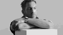 Calvin Harris GIF - Calvin Harris Pose Lonely GIFs