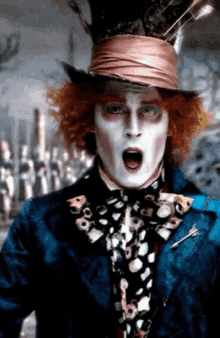 Mad Hatter Johnny Depp Alice Through The Looking Glass GIF - Mad Hatter Johnny Depp Mad Hatter Mad GIFs