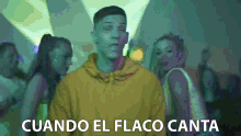 Cuando El Flaco Canta Danny Romero GIF - Cuando El Flaco Canta Danny Romero El Flaco GIFs