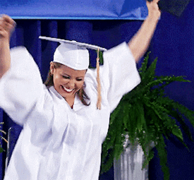 One Day At A Time Penelope Alvarez GIF - One Day At A Time Penelope Alvarez Graduation GIFs