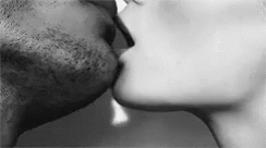 Besos... Couple-passionate