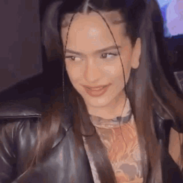 Rosalia Surprised GIF - Rosalia Surprised La Rosalia - Descubre & Comparte  GIFs