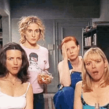 Carrie Bradshaw Confused GIF - Carrie Bradshaw Confused Satc GIFs
