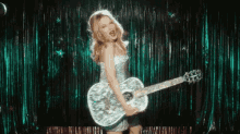 Kylie Minogue GIF - Kylie Minogue Chanteuse Tourner En Round GIFs