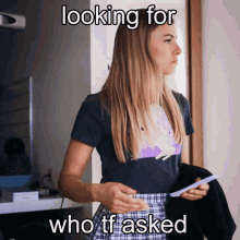 Itssky Looking GIF - Itssky Looking GIFs