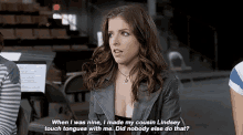 Anna Kendrick Touch Tongue GIF - Anna Kendrick Touch Tongue Cousin GIFs