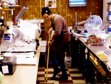 harry cleaning