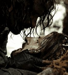 Lord Of The Rings Aragorn GIF - Lord Of The Rings Aragorn Kiss GIFs