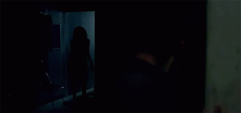 lights-out-lights-out-movie.gif