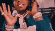 Showing Off My Jewellery Moneybagg GIF - Showing Off My Jewellery Moneybagg Fredo Bang GIFs