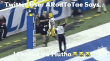 Aaron Rodgers Chase Dont Miss GIF - Aaron Rodgers Chase Dont Miss Davante One7 GIFs