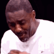Idris Elba Choking GIF - Idris Elba Choking Cant Breathe GIFs