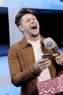 Niall Horan Funny GIF - Niall Horan Funny Laugh GIFs