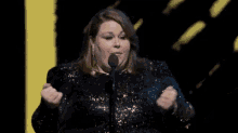Clearly I Dont Care Chrissy Metz GIF - Clearly I Dont Care Chrissy Metz Cmt Music Awards GIFs