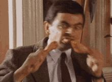 Mr.Bean Goes Ham On Wings GIF - Wings GIFs