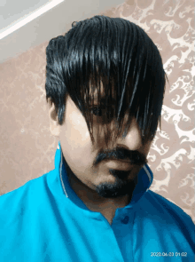 man selfie