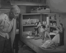 Old Show GIF - Old Show GIFs