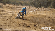 urn race track motorcross rough ride dirt biking