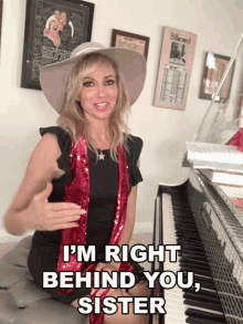 Im Right Behind You Sister Debbie Gibson GIF - Im Right Behind You Sister Debbie Gibson Cameo GIFs