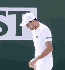Aslan Karatsev Side Glance GIF - Aslan Karatsev Side Glance Tennis GIFs