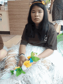 Girl Confused GIF - Girl Confused Flower Crown GIFs