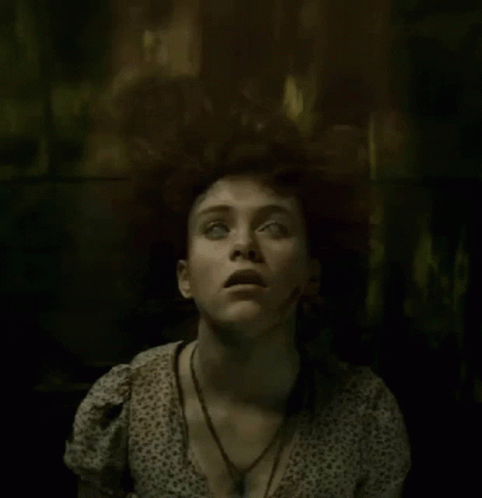 It2 scary gif it2 scary poses discover share gifs