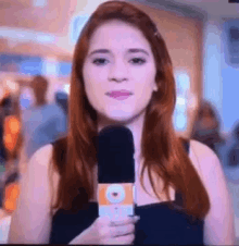 ana clara bbb tongue out reporter