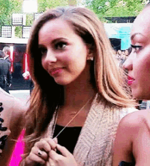 Scared Jade GIF - Scared Jade Thirlwall GIFs