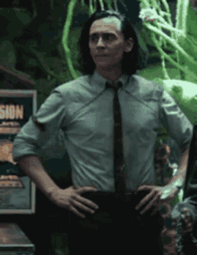 Loki Tom Hiddleston GIF - Loki Tom Hiddleston Sorry GIFs