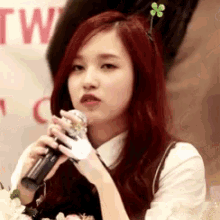 Mina Gif