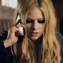 Illicitglory Avril GIF - Illicitglory Avril Lavigne GIFs
