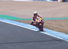 Motorcycle Race GIF - Motorcycle Race Stunt GIFs