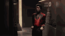 The Cat Red Dwarf GIF - The Cat Red Dwarf Confidence And Paranoia GIFs