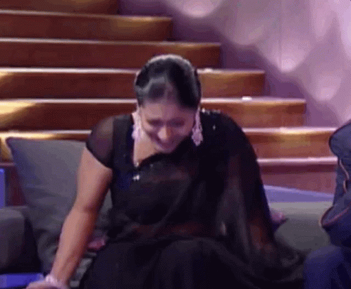 Kajol Kajol Devgan GIF - Kajol Kajol Devgan Covering Ears - Discover &  Share GIFs