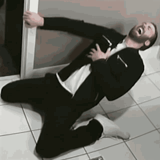 tenor.gif