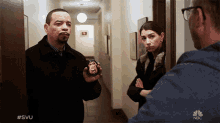 Showing Police Badge Ice T GIF - Showing Police Badge Ice T Jamie Gray Hyder GIFs
