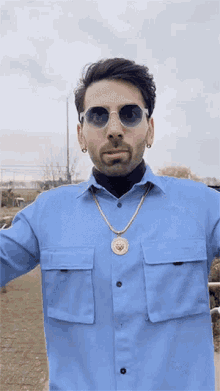 Boss Is Coming Vessbroz GIF - Boss Is Coming Vessbroz Getting Back To Work GIFs