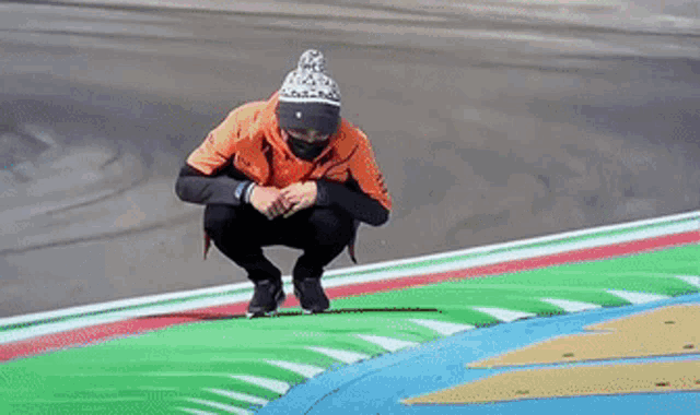 lando-norris.gif