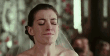 Anne Hathaway Screaming GIF - Anne Hathaway Screaming Annoyed GIFs