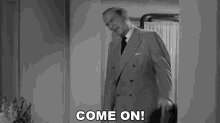 Come On Bud Alexander GIF - Come On Bud Alexander Abbott And Costello Meet The Invisible Man GIFs