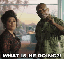 What Is He Doing Samuel L Jackson GIF - What Is He Doing Samuel L Jackson Salma Hayek GIFs