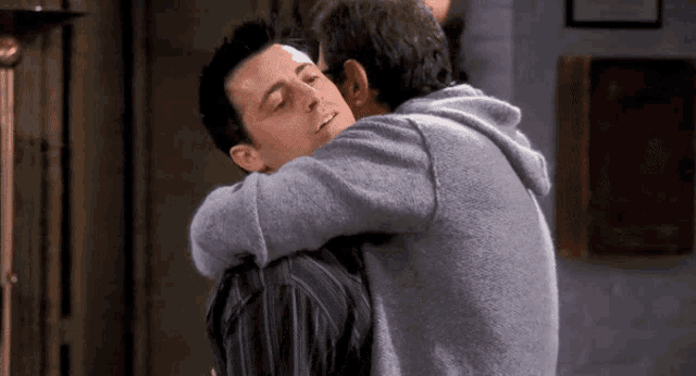 Hug gif. Дружба gif. Мужская Дружба гиф. Hugs гиф. Дружеские gif.