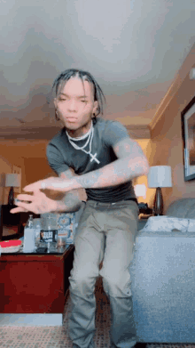 Give Money Swae Lee GIF - Give Money Swae Lee Send You The Cash GIFs