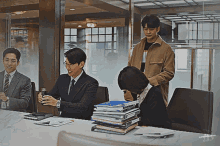 Extraordinary Attorney Woo Park Eun Bin GIF - Extraordinary Attorney Woo Park Eun Bin Kang Tae Oh GIFs