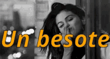 Selena Gómez Mandando Un Beso GIF - Besote Selena Gomez Good Bye Kiss GIFs
